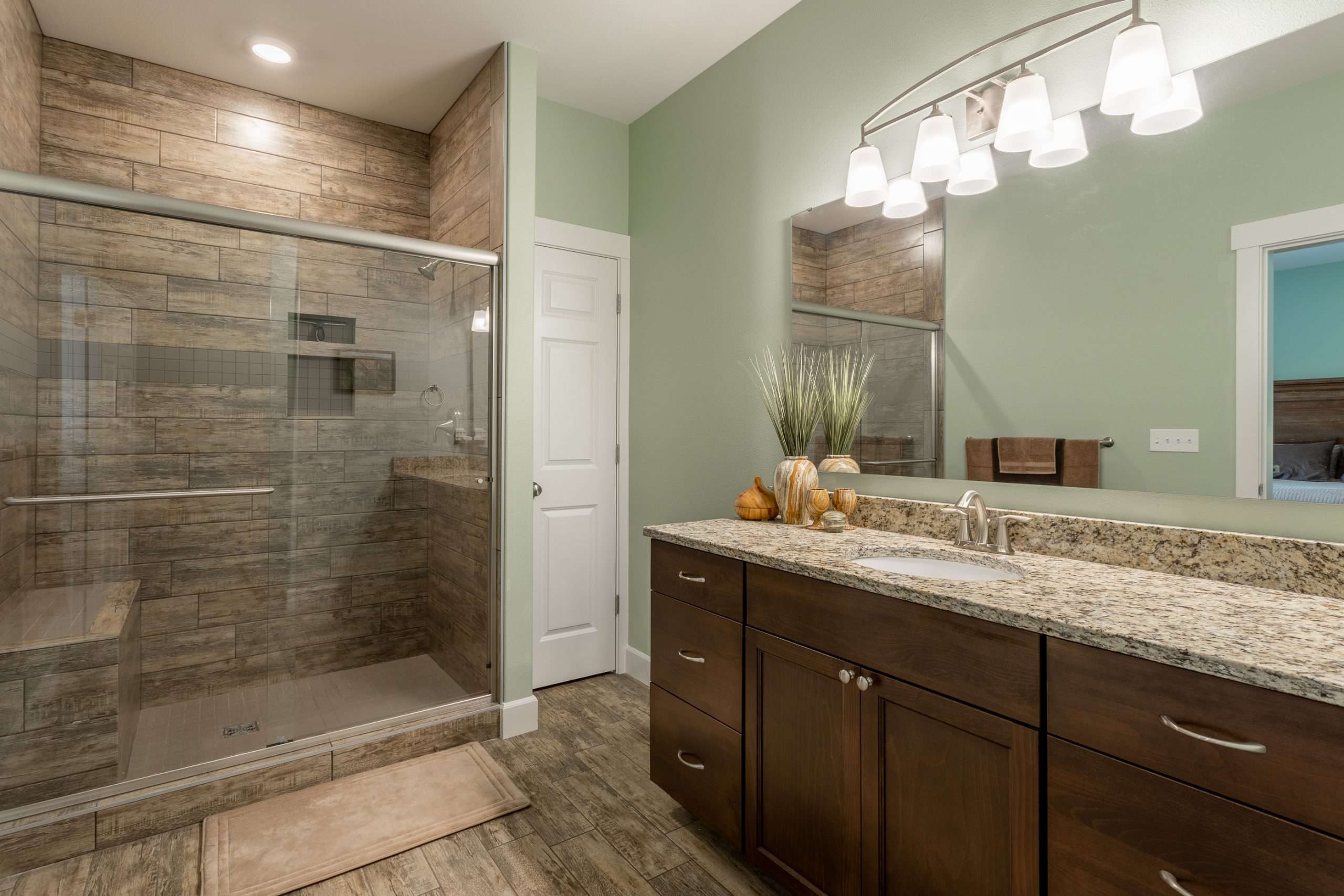 hawthorne home plan bathroom